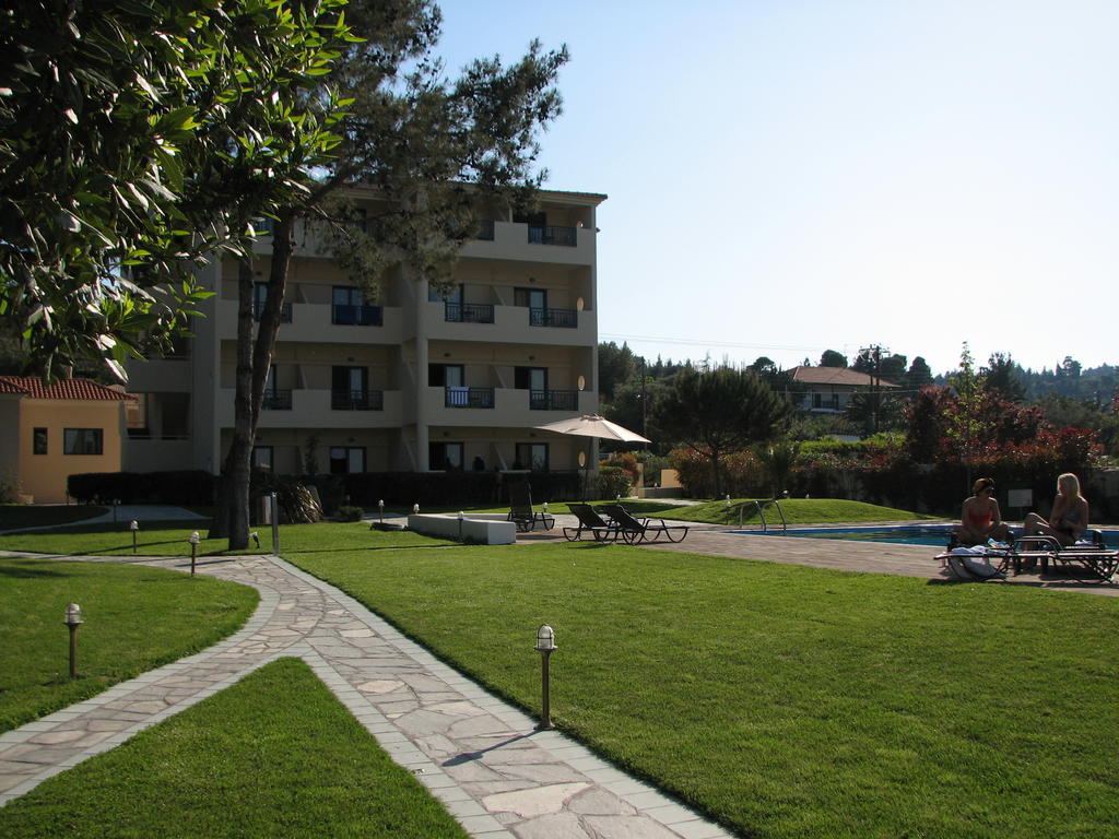 Hotel Azur Kriopigi Exterior foto